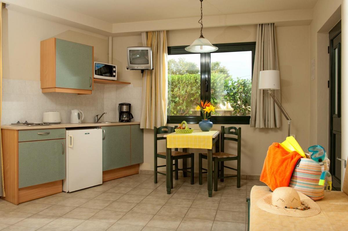 Villiana Holiday Apartments Stalida Exteriör bild